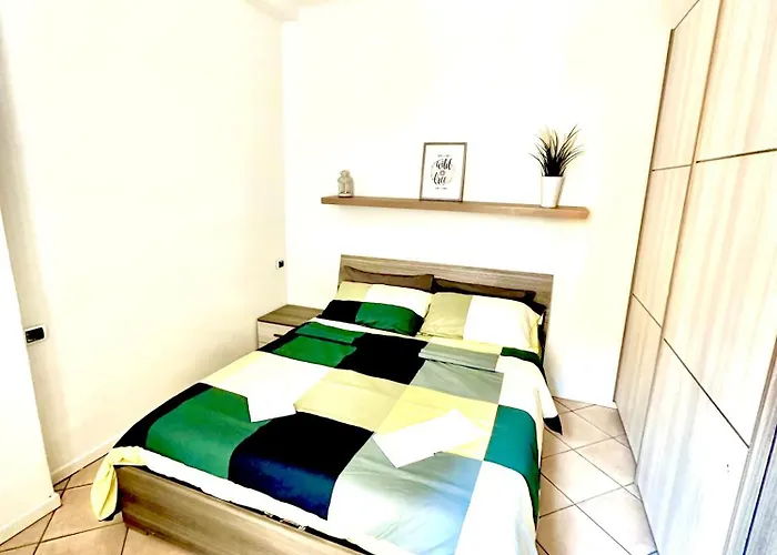 Melissa House Apartment *